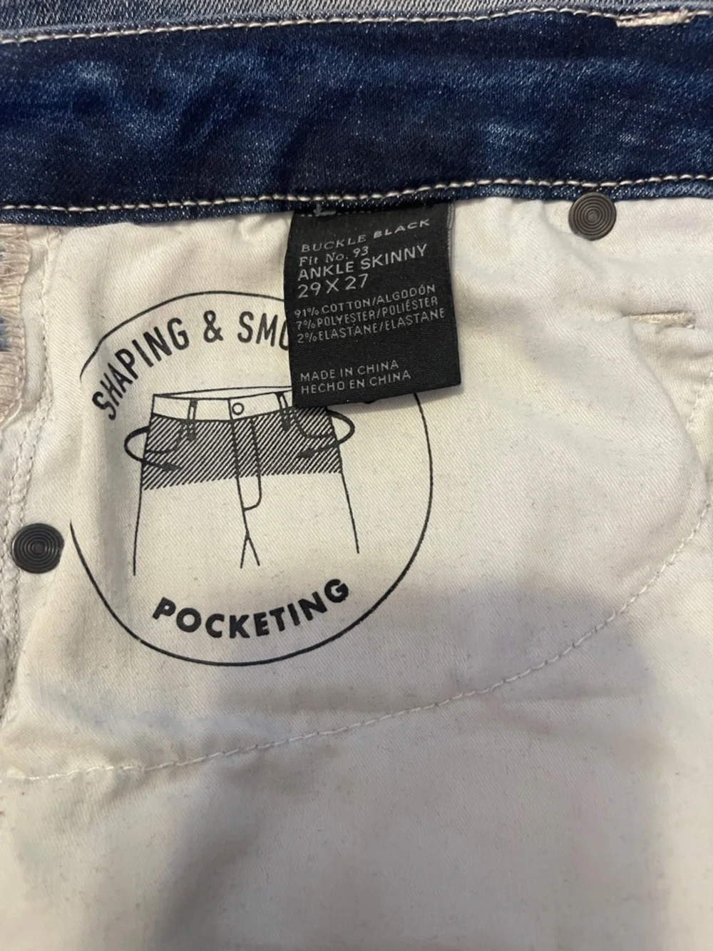 Buckle Women's size29x27 Medium Blue ankle Skinny Jeans - Picture 3 of 3